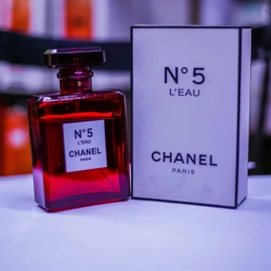 Chanel No 5 L'Eau Red Edition Chanel